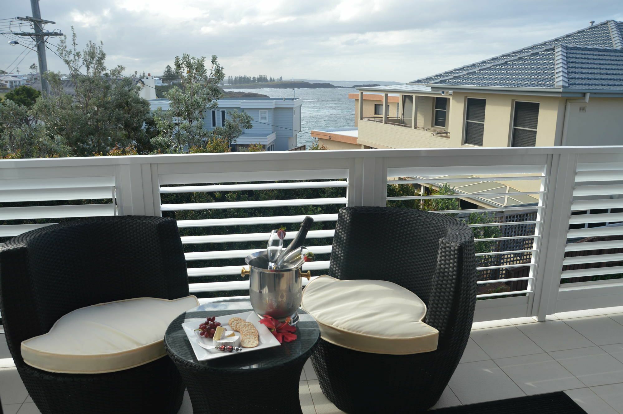 Shutters By The Sea Kiama-Sea Views-Waterfront-Private On Coastal Walk Киама Екстериор снимка